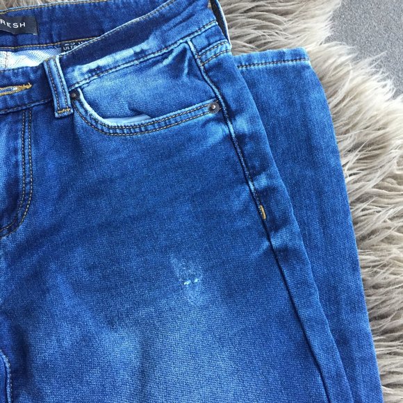 Joe Fresh low rise slim super soft jeans - size 25 - Picture 6 of 10
